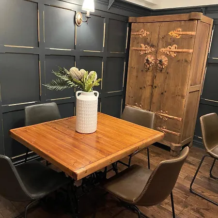 Hotel New Clapham (North Yorkshire)